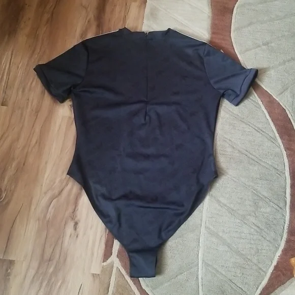 Adidas bodysuit - Picture 6 of 6